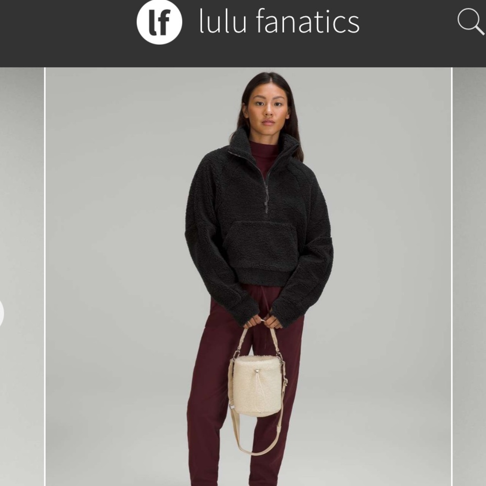 NWT Lululemon New Year Crossbody Fleece Bucket Bag 2.5L WORDMARK White Opal LOGO - Picture 2 of 7